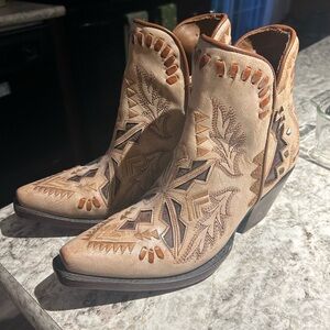 Women’s Ariat Booties